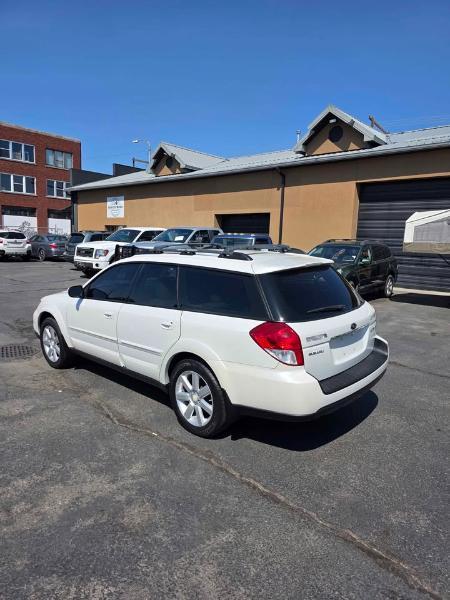 Subaru Outback  2008
