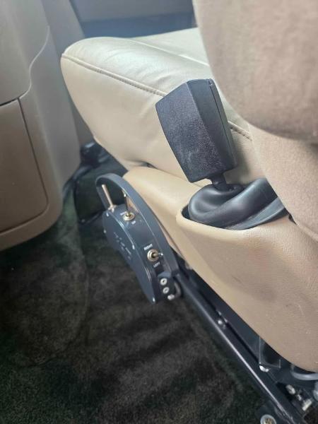 Ford Econoline Wagon  2001