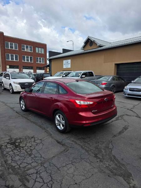 Ford Focus  2014