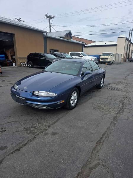 Oldsmobile Aurora  1997