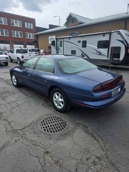 Oldsmobile Aurora  1997