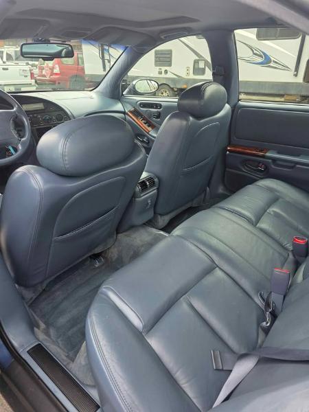 Oldsmobile Aurora  1997