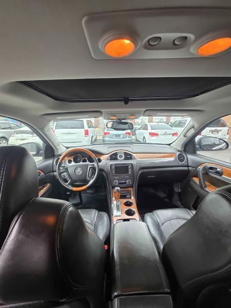 Buick Enclave  2011