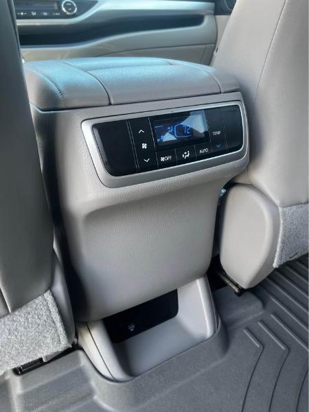 Toyota Highlander  2015