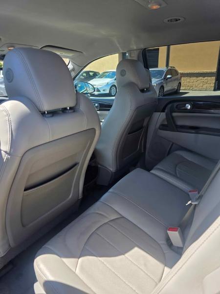Buick Enclave  2016