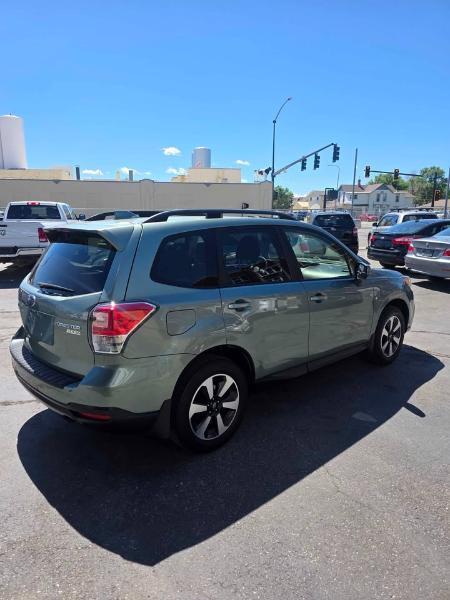 Subaru Forester  2017