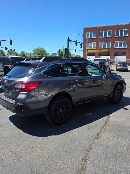 Subaru Outback  2018