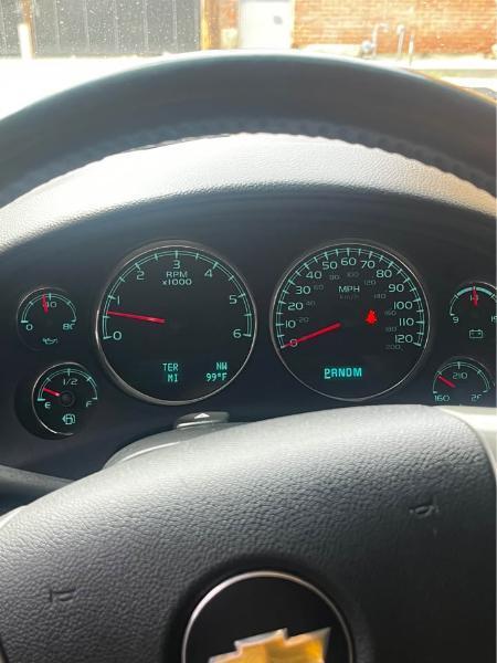 Chevrolet Tahoe  2012