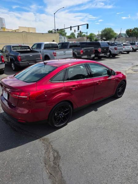 Ford Focus  2016
