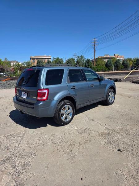 Ford Escape  2012