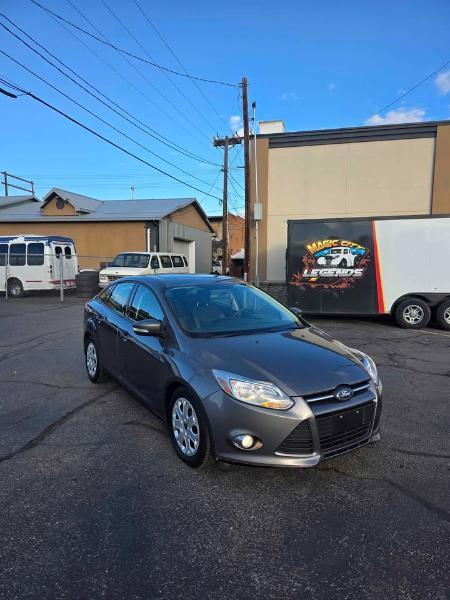 Ford Focus  2012