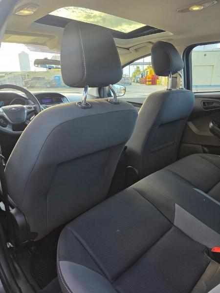 Ford Focus  2012