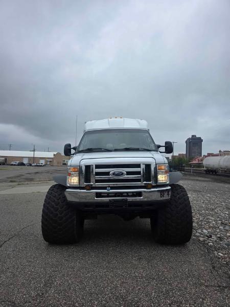 Ford Econoline  2013