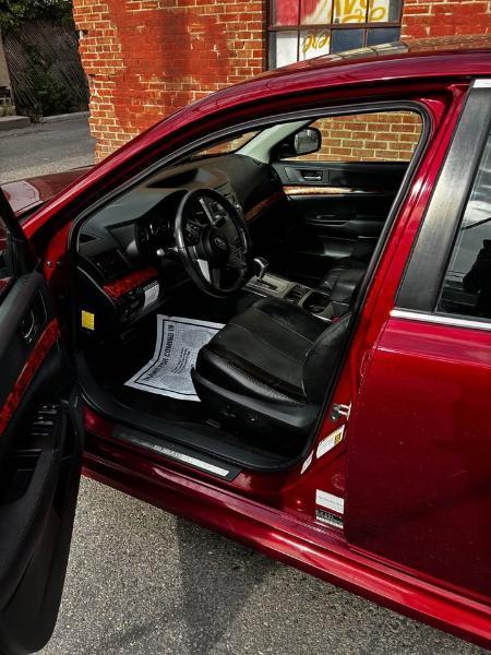 Subaru Legacy  2011