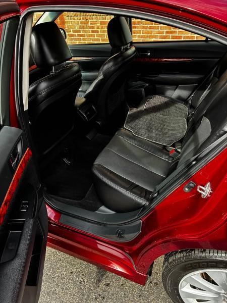 Subaru Legacy  2011