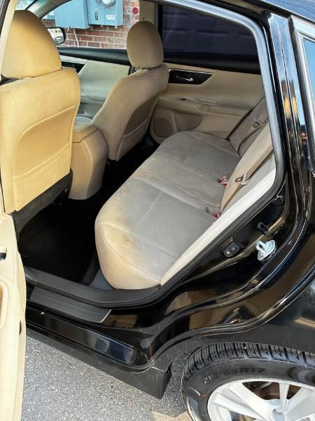 Nissan Altima  2015