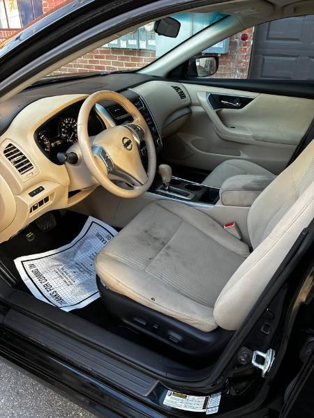 Nissan Altima  2015