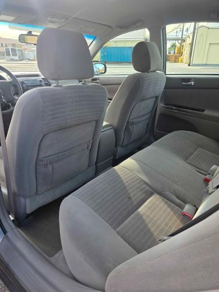 Toyota Camry  2005