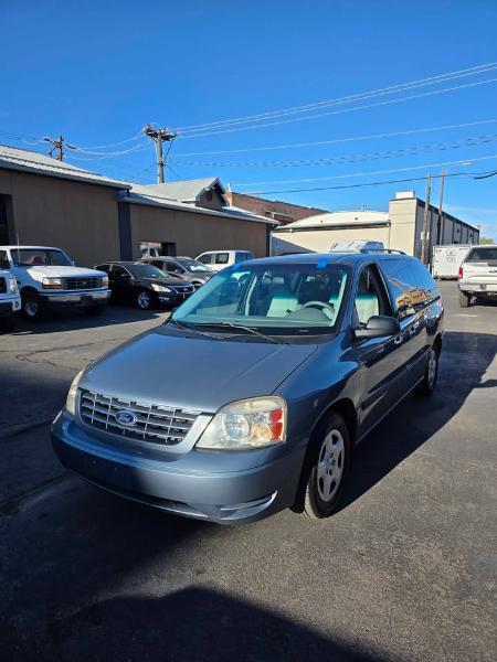 Ford Freestar  2004