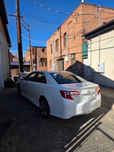 Toyota Camry  2013