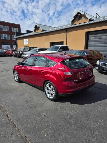Ford Focus  2014