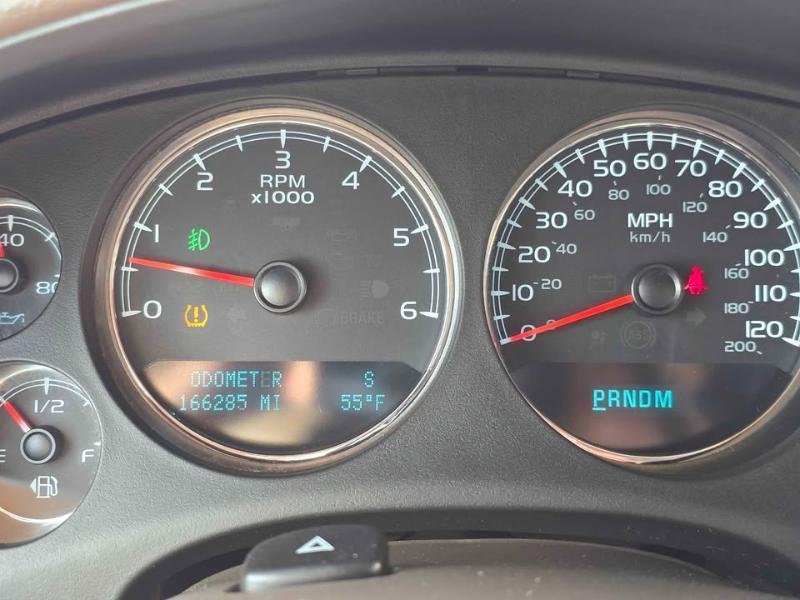 GMC Yukon XL  2010
