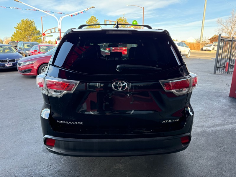 Toyota Highlander XLE AWD V6 2015