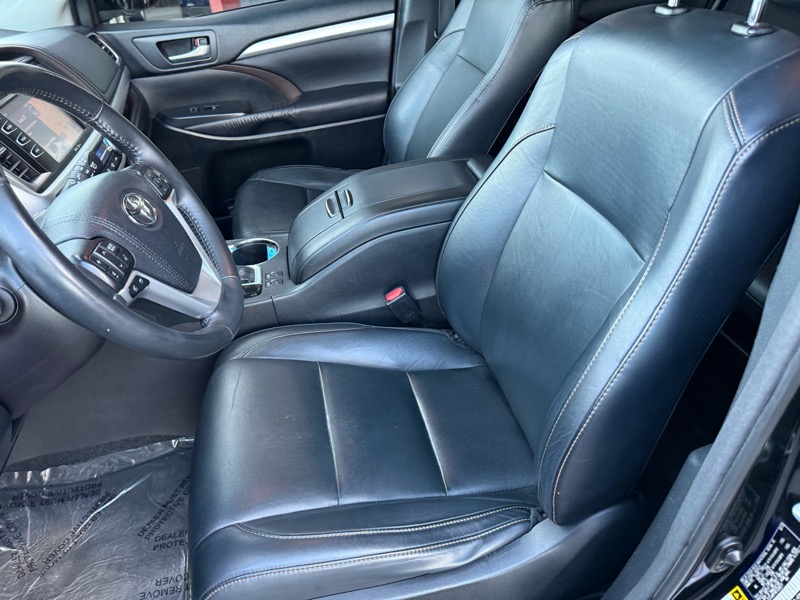 Toyota Highlander XLE AWD V6 2015