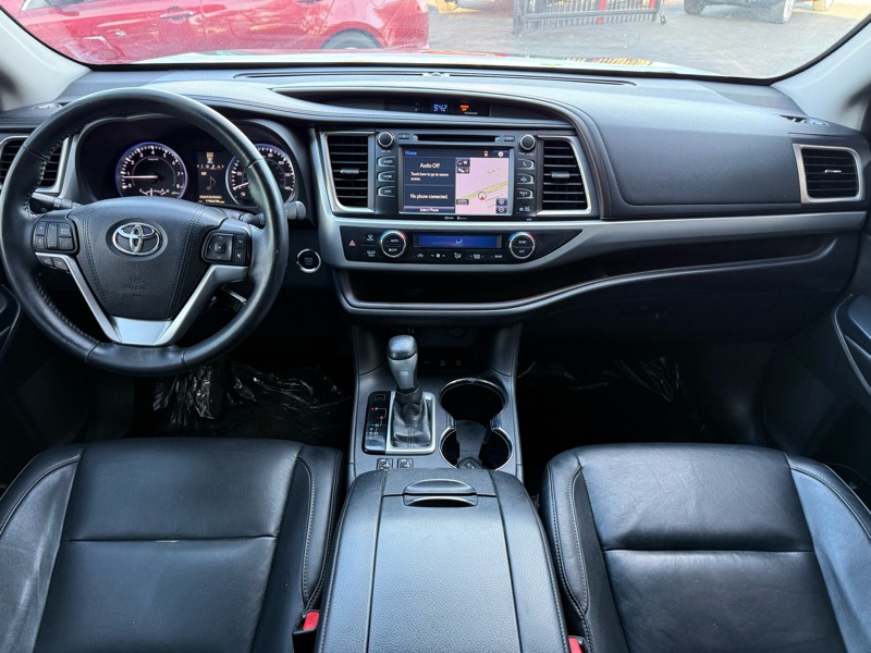 Toyota Highlander XLE AWD V6 2015