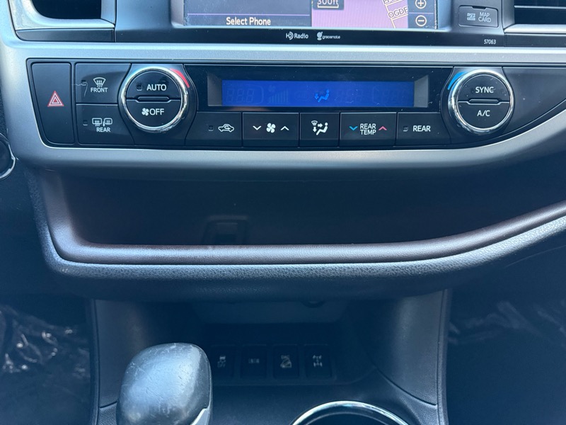 Toyota Highlander XLE AWD V6 2015