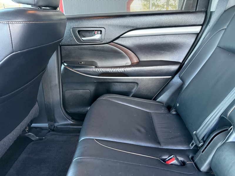 Toyota Highlander XLE AWD V6 2015