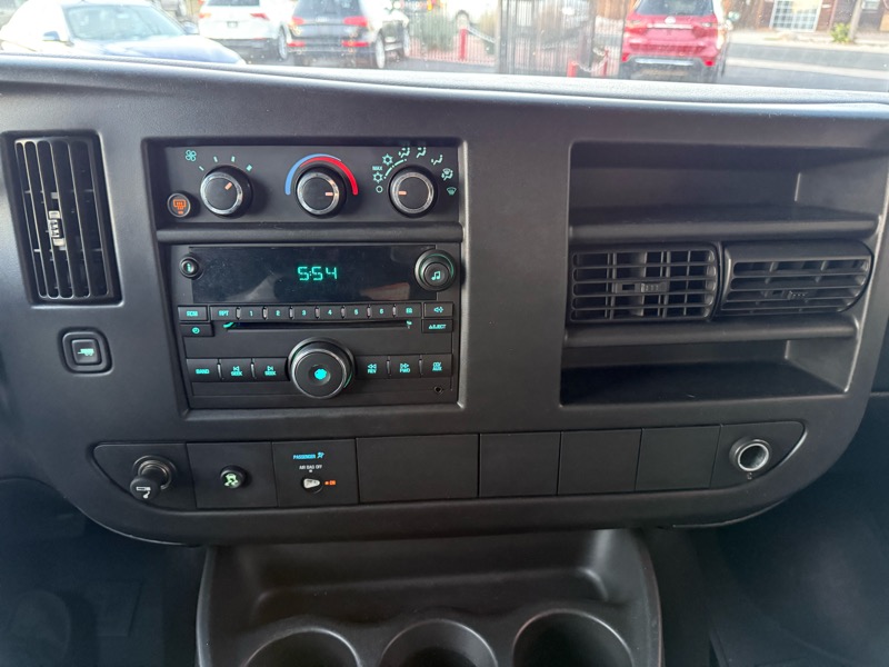 Chevrolet Express LT 3500 2011 Chevrolet Express LT 3500 2011