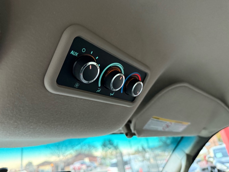 Chevrolet Express LT 3500 2011 Chevrolet Express LT 3500 2011