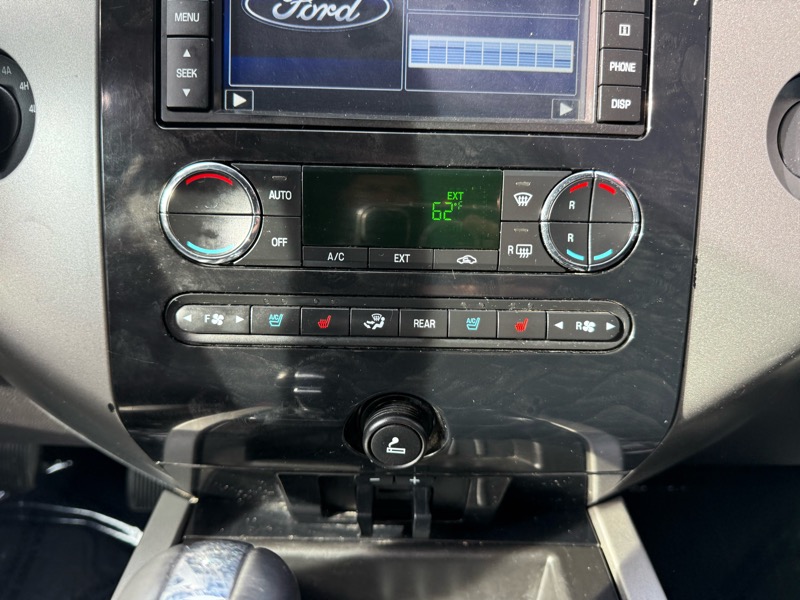 Ford Expedition EL Limited 4WD 2014