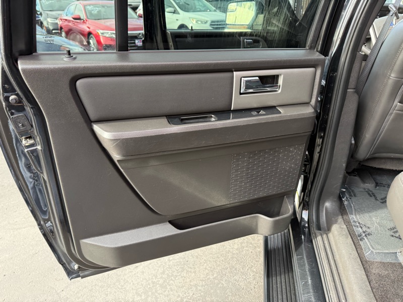 Ford Expedition EL Limited 4WD 2014