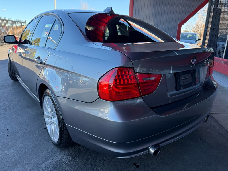 BMW 3-Series 335xi 2009
