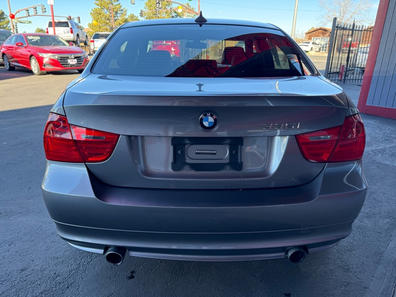 BMW 3-Series 335xi 2009