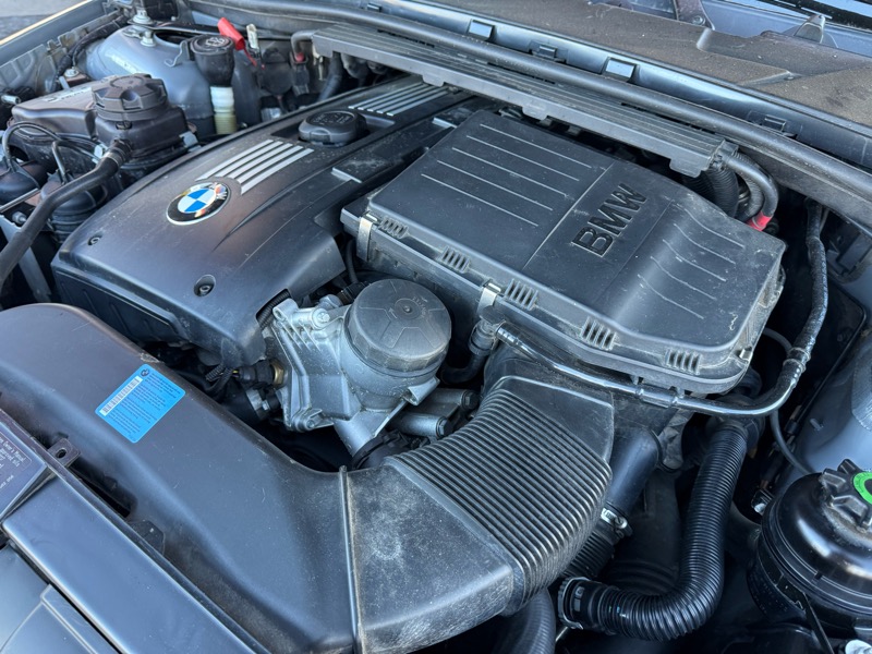 BMW 3-Series 335xi 2009