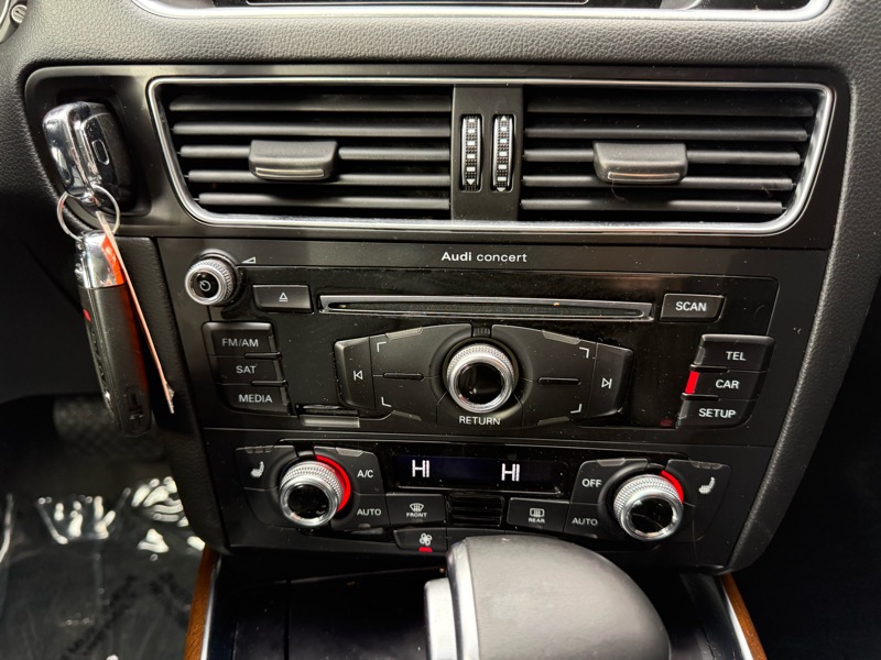 Audi Q5 2.0T Premium Plus quattro 2015