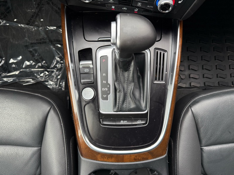 Audi Q5 2.0T Premium Plus quattro 2015