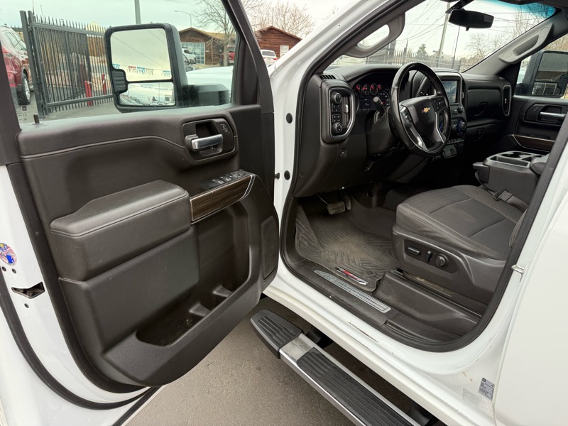 Chevrolet Silverado 2500HD LT Crew Cab Long Box 4WD 2023