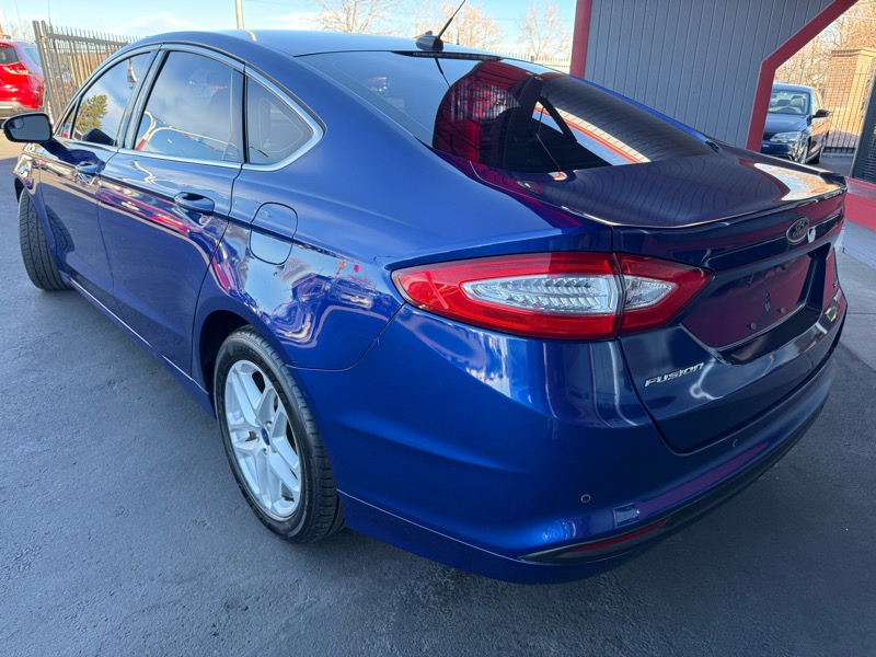 Ford Fusion SE 2015