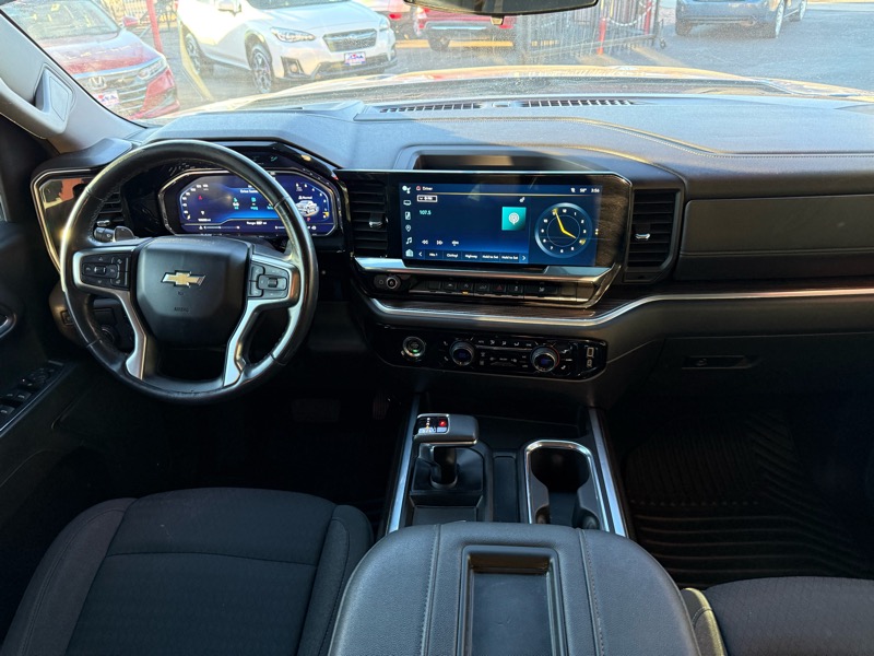 Chevrolet Silverado 1500 LT Crew Cab 2WD 2022