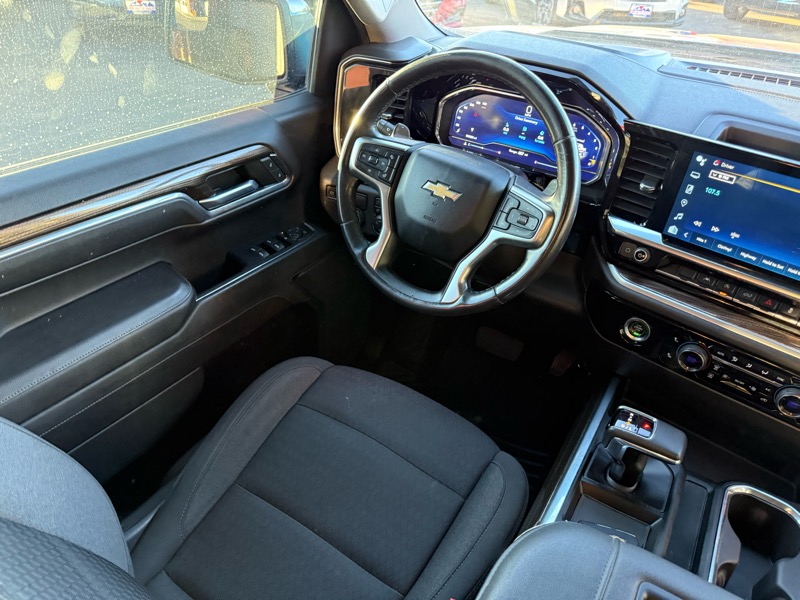 Chevrolet Silverado 1500 LT Crew Cab 2WD 2022