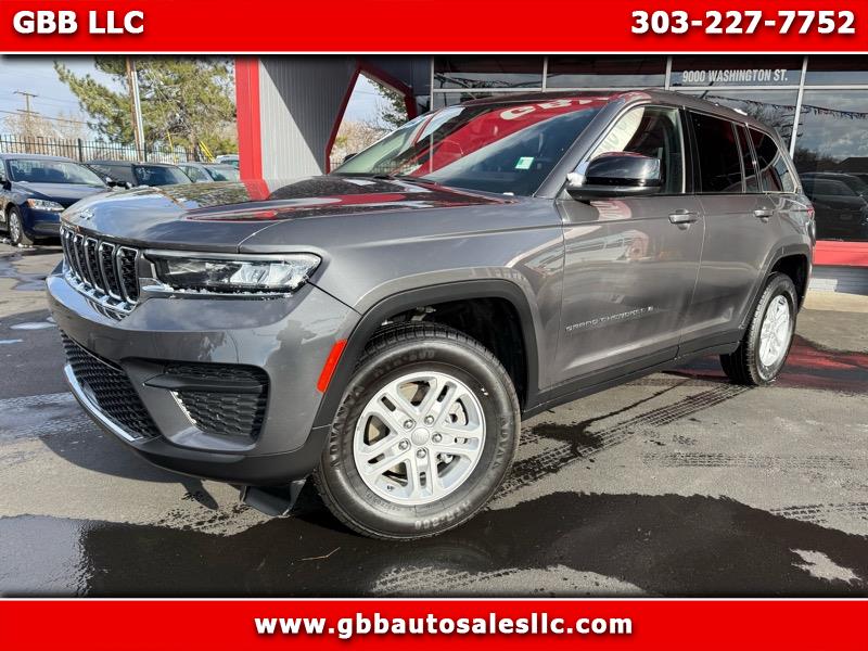 Jeep Grand Cherokee Laredo 4WD 2023