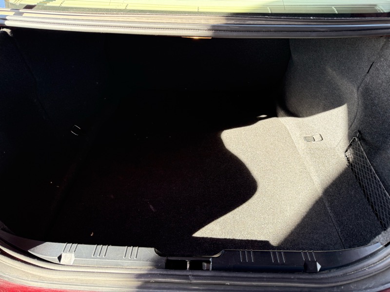 BMW 5-Series 528xi 2009