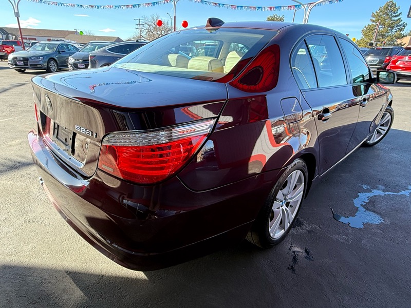 BMW 5-Series 528xi 2009