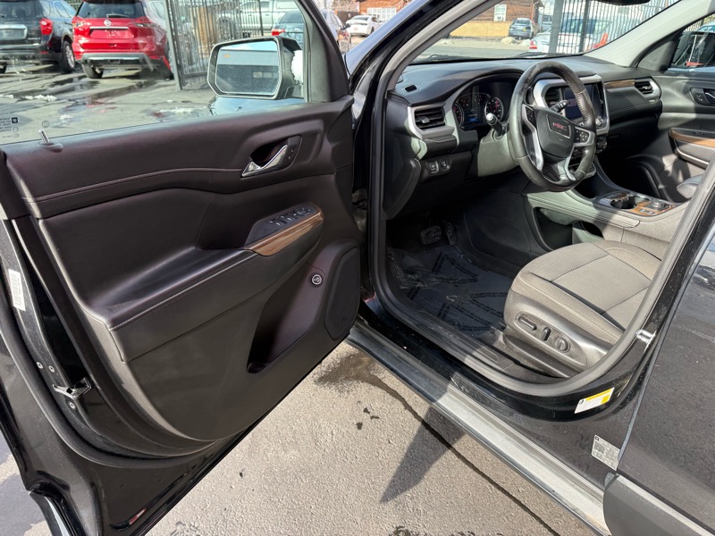 GMC Acadia SLE-1 AWD 2020