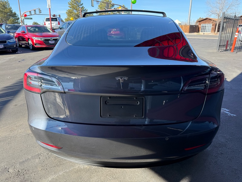 Tesla Model 3 Standard Range Plus 2020