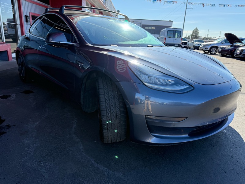Tesla Model 3 Standard Range Plus 2020
